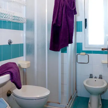 Holiday home Aceri Baia By Nonsolomare Vacanze Srlu *