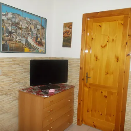 بيت للعطل Aceri Baia By Nonsolomare Vacanze Srlu *