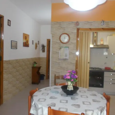 Aceri Baia By Nonsolomare Vacanze Srlu بيت للعطل