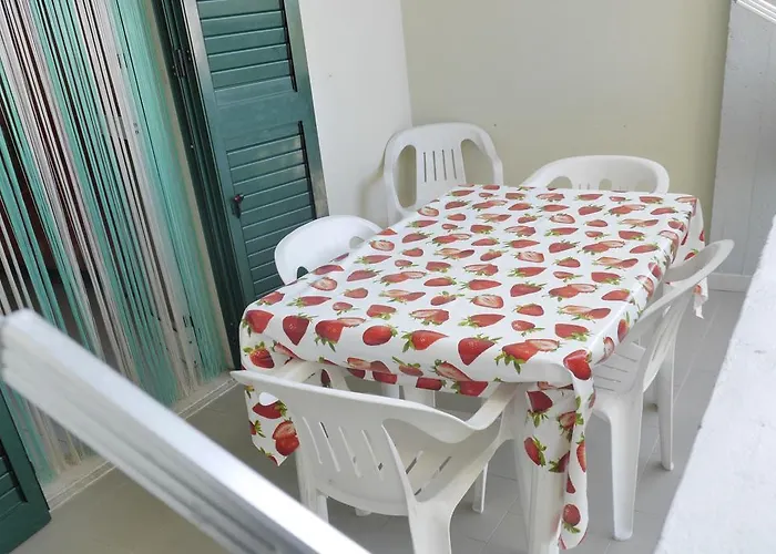 Vakantiehuis Aceri Baia By Nonsolomare Vacanze Srlu *